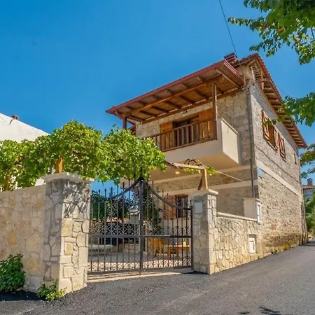 House Kalitsa * Kassandra