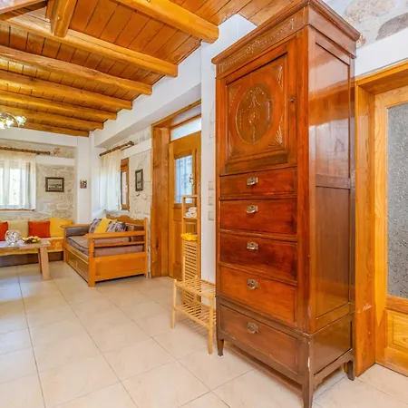 House Kalitsa * Kassandra