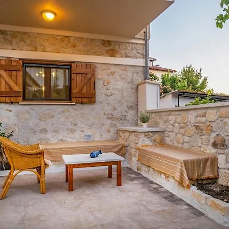 فيلة House Kalitsa